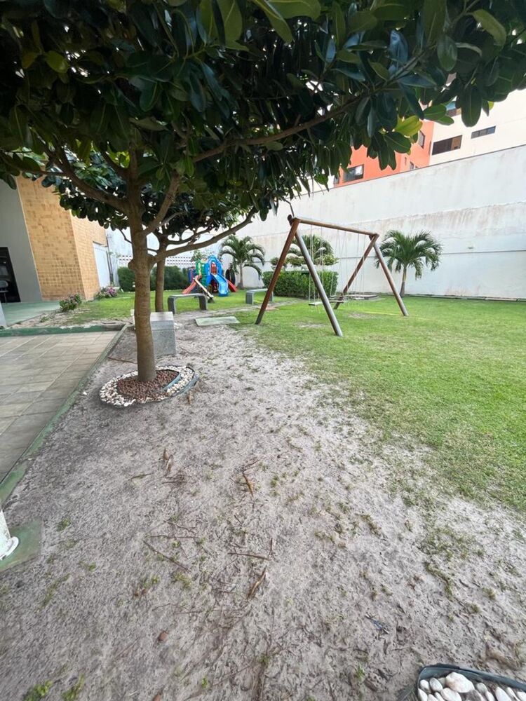 Apartamento para alugar com 4 quartos, 198m² - Foto 3