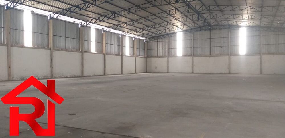 Depósito-Galpão-Armazém para alugar, 1650m² - Foto 2