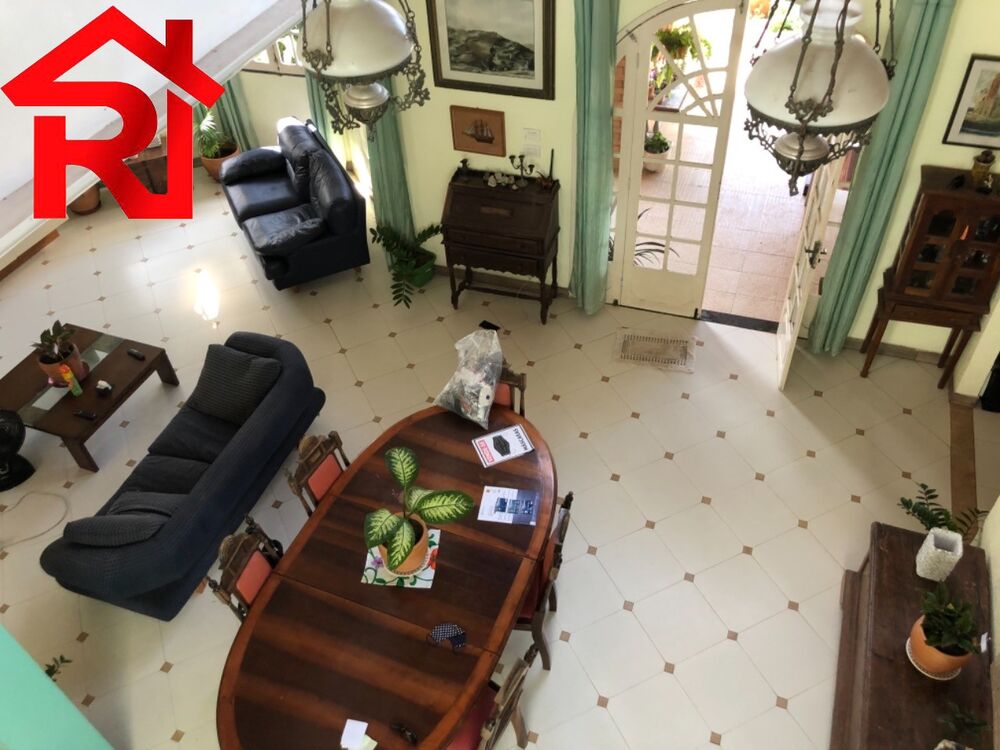 Casa à venda com 6 quartos, 800m² - Foto 3