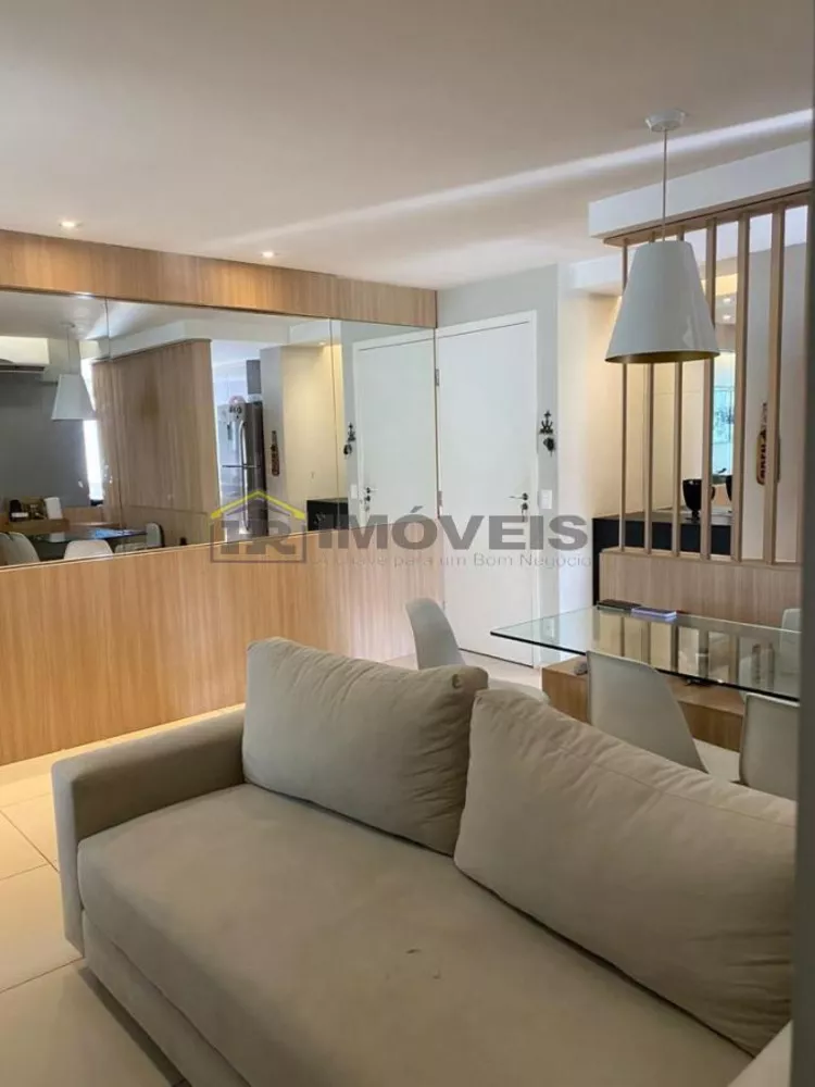 Apartamento à venda com 3 quartos, 72m² - Foto 1