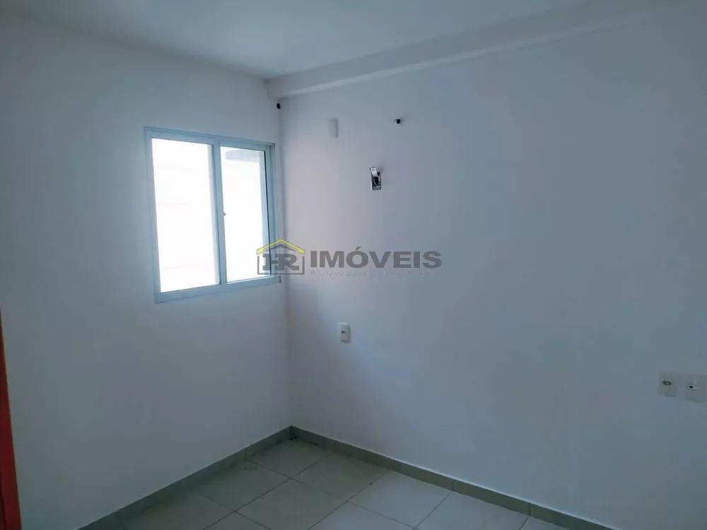 Apartamento à venda com 3 quartos, 75m² - Foto 4