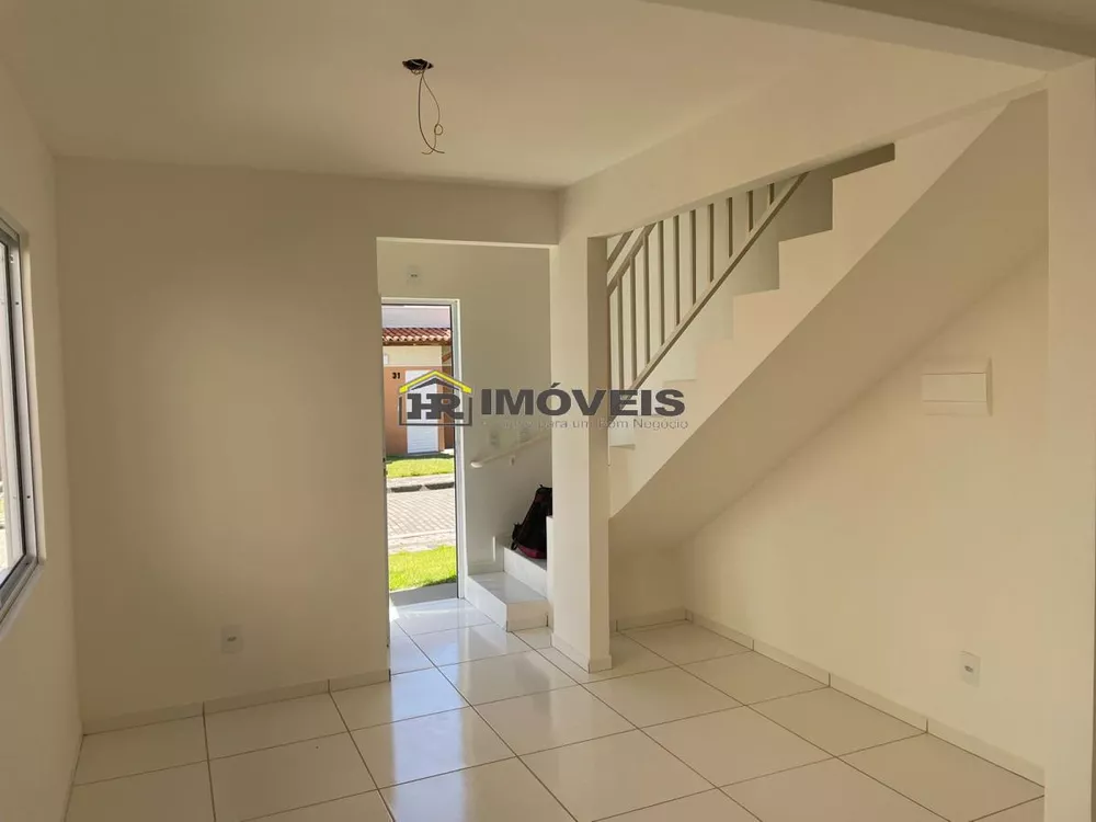 Casa de Condomínio para alugar com 2 quartos, 102m² - Foto 5