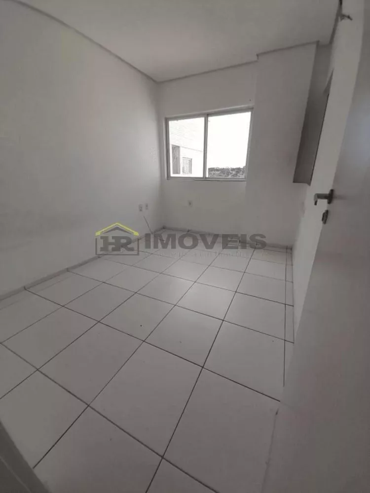 Apartamento à venda com 3 quartos, 67m² - Foto 3