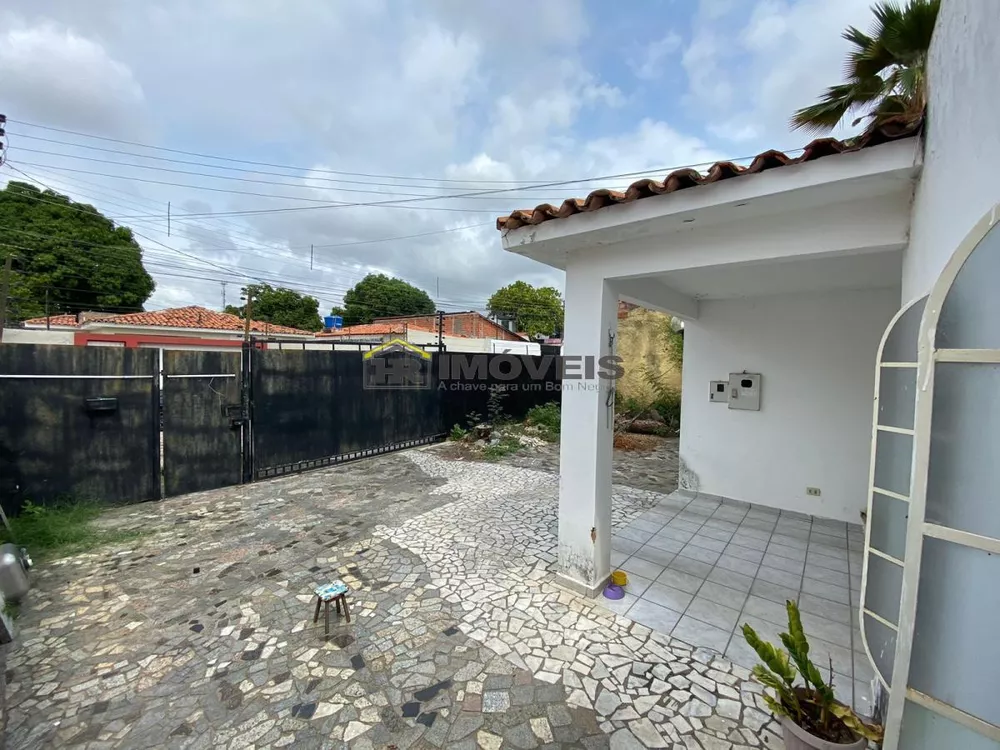 Casa à venda com 5 quartos, 450m² - Foto 5