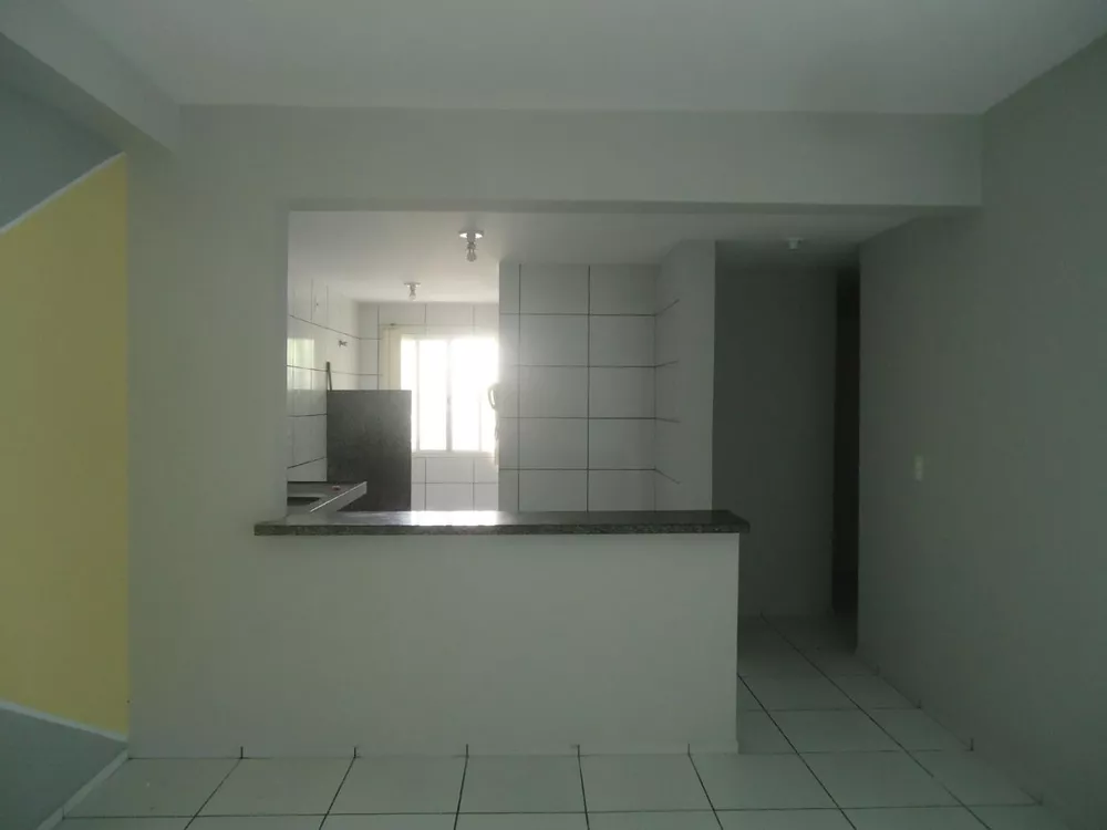 Apartamento à venda com 3 quartos, 77m² - Foto 4