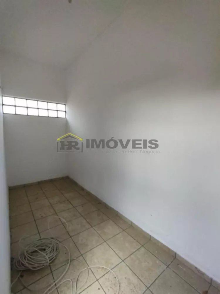 Casa para alugar com 4 quartos, 480m² - Foto 10