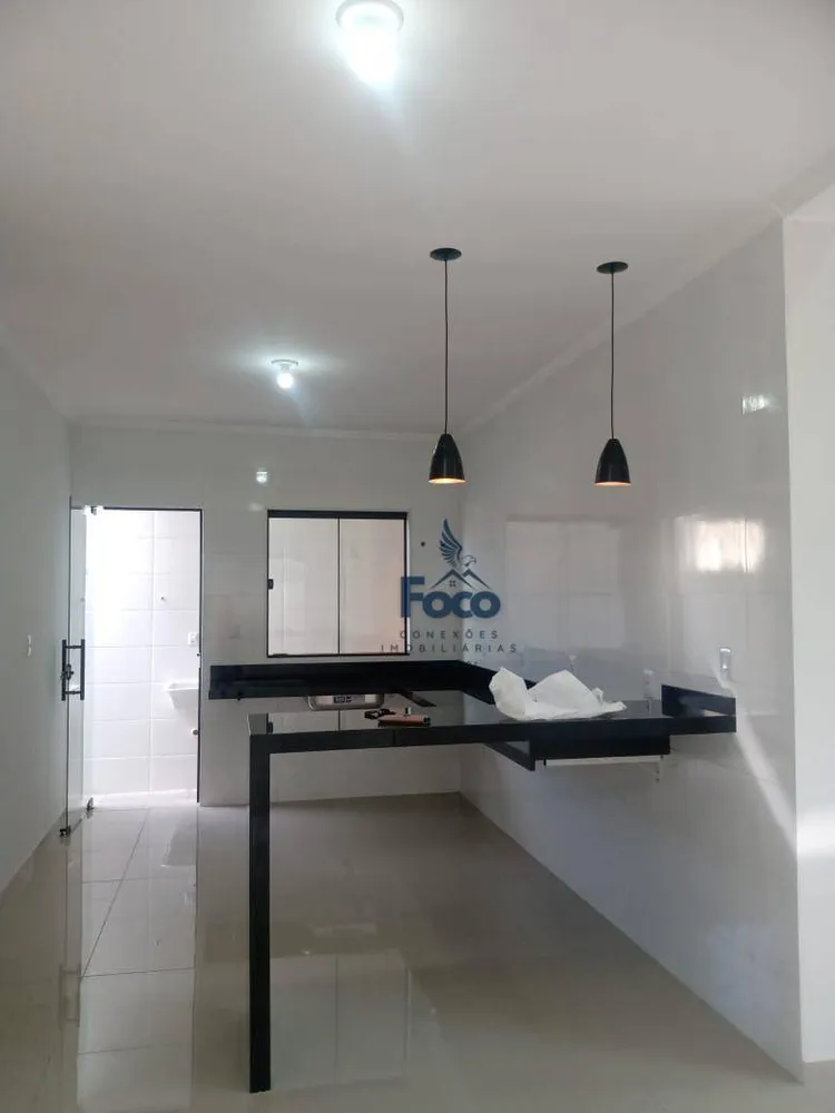 Casa, 3 quartos, 114 m² - Foto 2