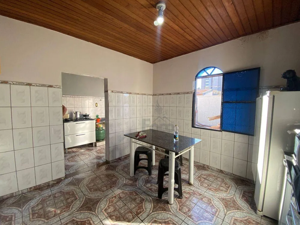 Casa, 6 quartos, 250 m² - Foto 4