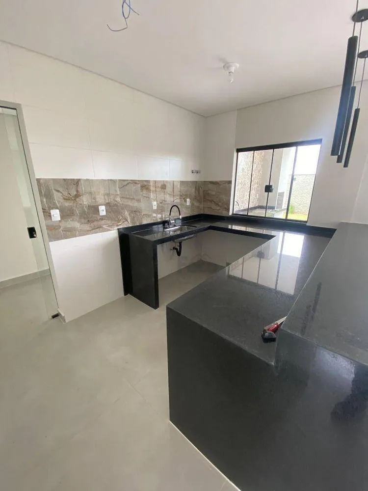 Casa, 3 quartos, 180 m² - Foto 3