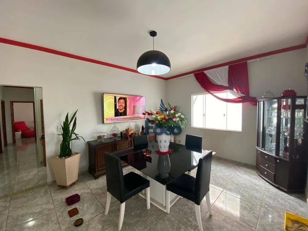 Casa, 3 quartos, 190 m² - Foto 1