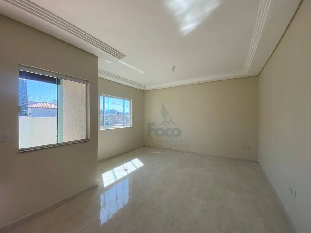 Casa, 3 quartos, 189 m² - Foto 3