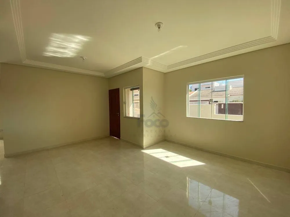 Casa, 3 quartos, 189 m² - Foto 2