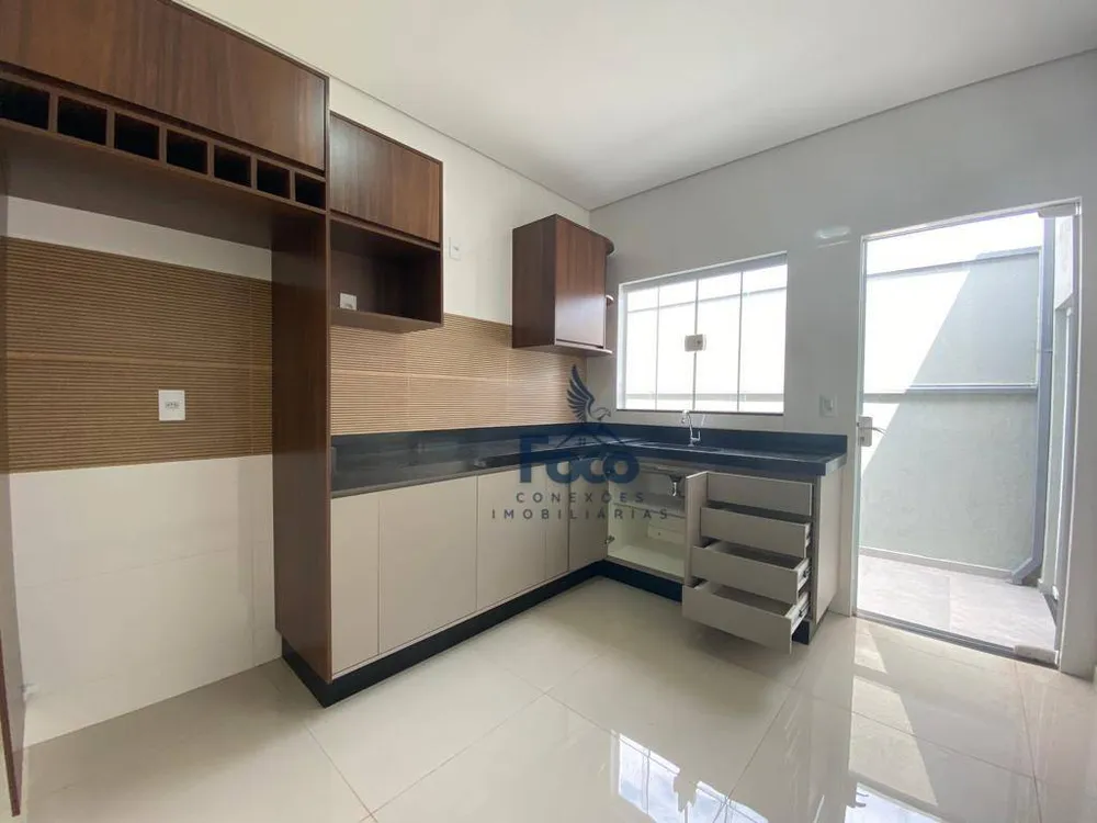 Casa, 3 quartos, 119 m² - Foto 2