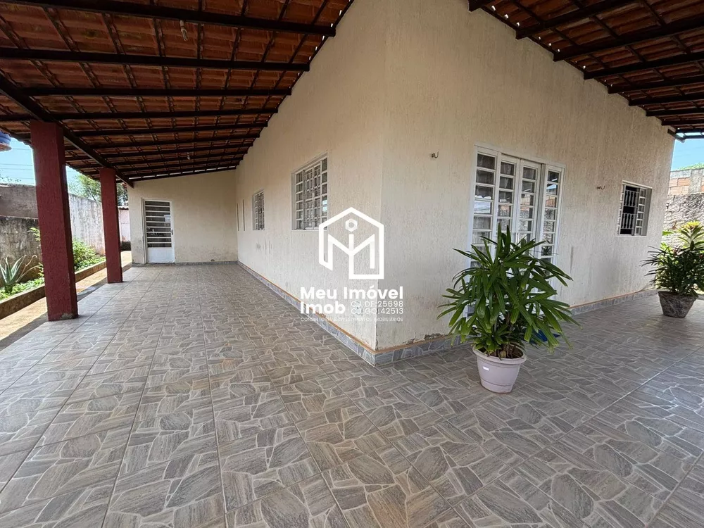 Casa, 3 quartos, 203 m² - Foto 1