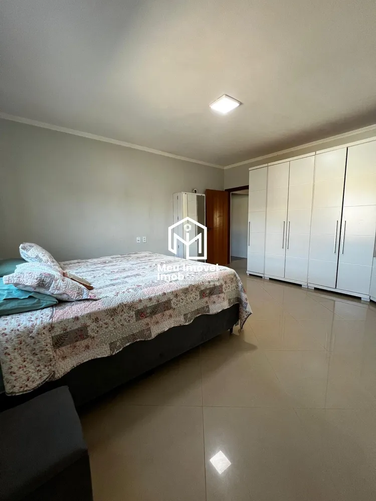 Casa, 3 quartos, 240 m² - Foto 10
