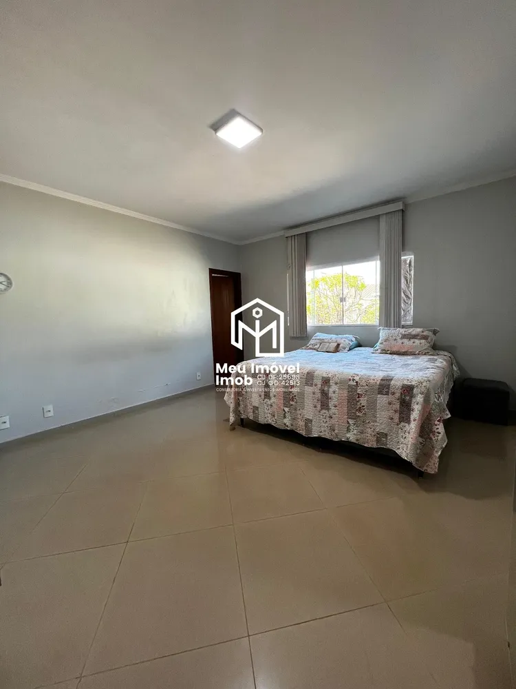 Casa, 3 quartos, 240 m² - Foto 8