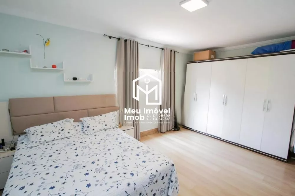 Casa, 4 quartos, 240 m² - Foto 2