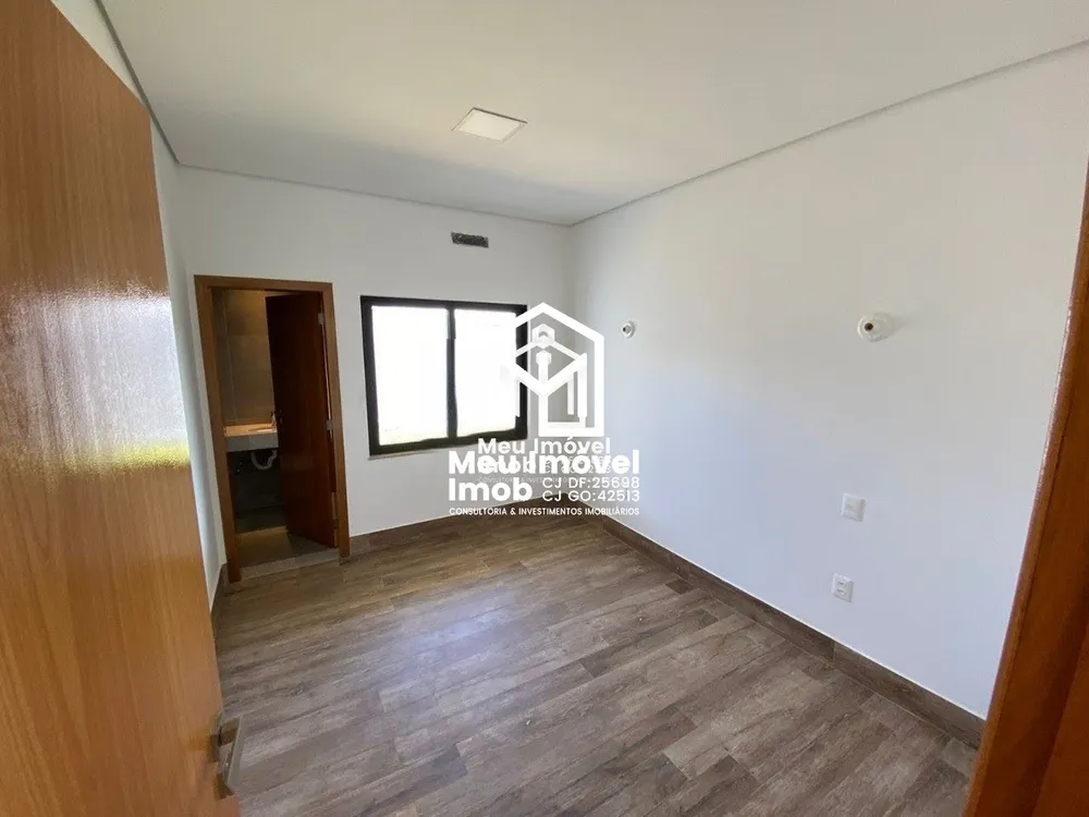Casa, 4 quartos, 260 m² - Foto 1