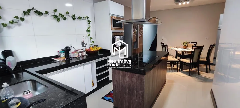 Casa, 3 quartos, 200 m² - Foto 2