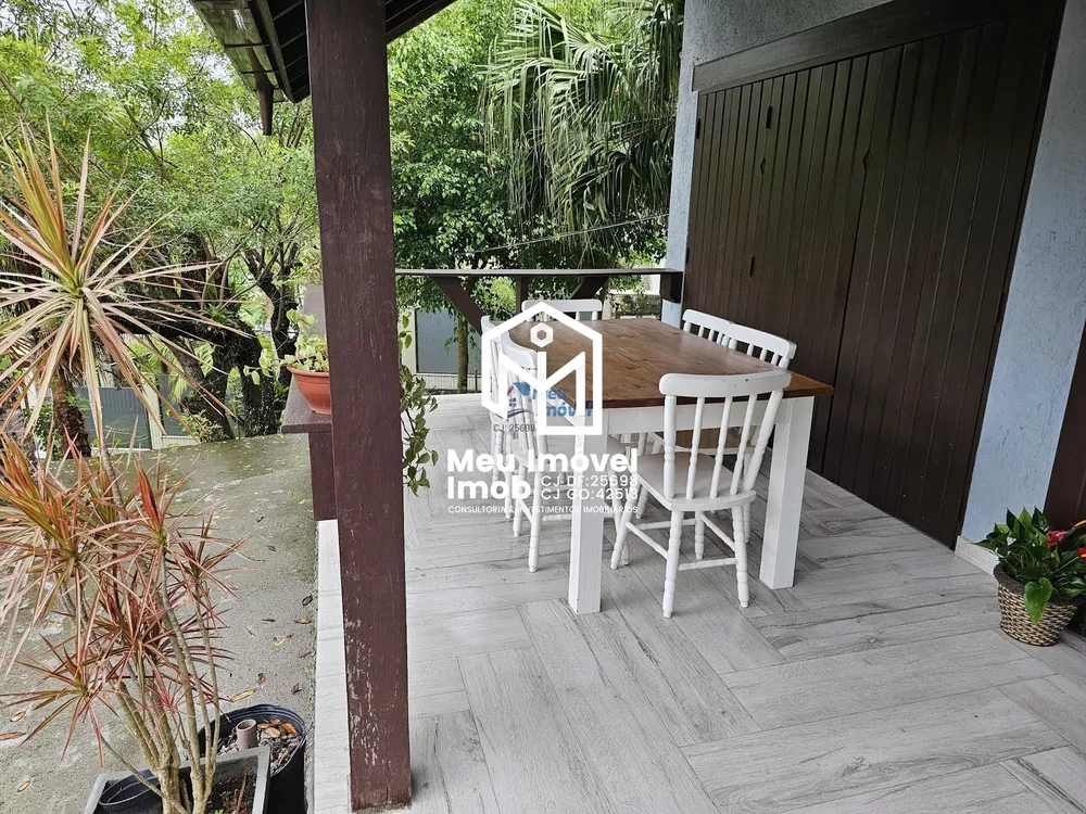 Casa, 4 quartos, 190 m² - Foto 2