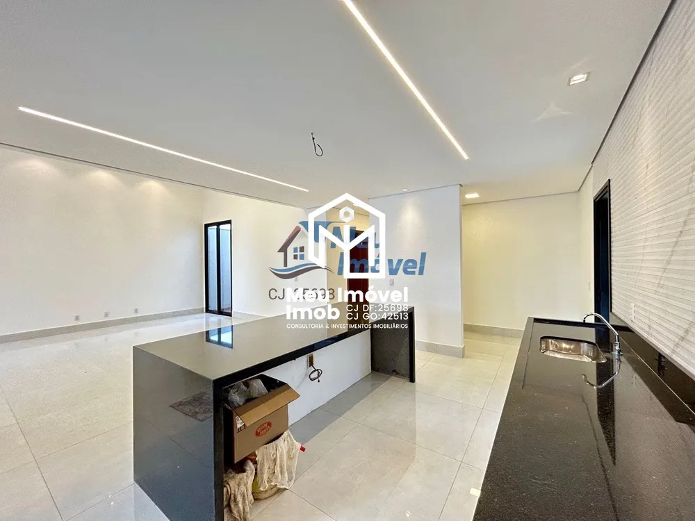 Casa, 4 quartos, 220 m² - Foto 2