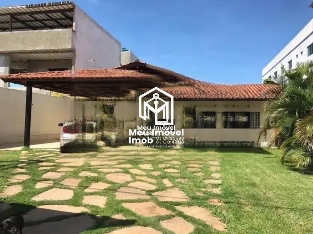 Chácara, 4 quartos, 715 m² - Foto 1