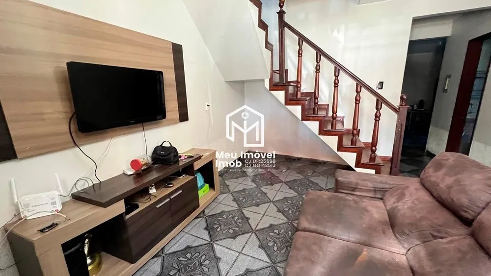 Casa, 3 quartos, 220 m² - Foto 1