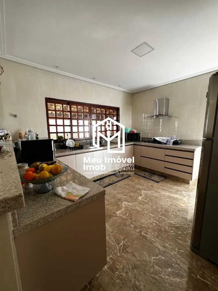 Casa, 5 quartos, 250 m² - Foto 5