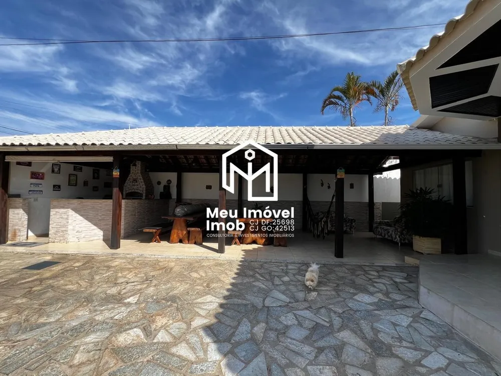 Casa, 5 quartos, 250 m² - Foto 1