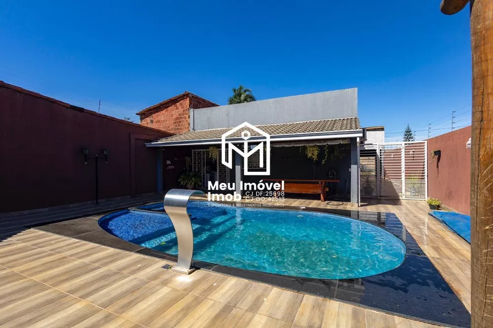 Casa, 4 quartos, 260 m² - Foto 2