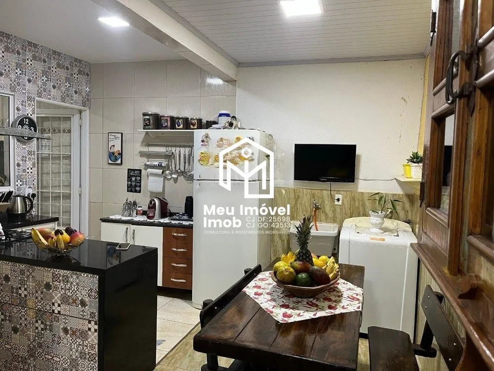 Casa, 3 quartos, 250 m² - Foto 2