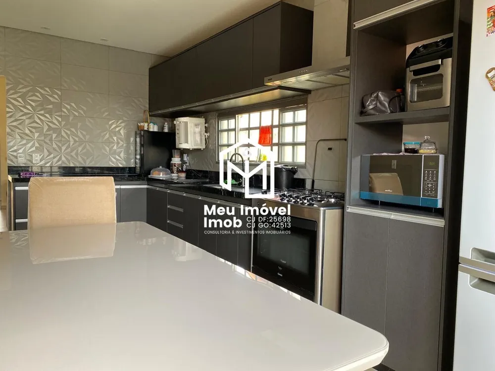 Casa, 3 quartos, 245 m² - Foto 11