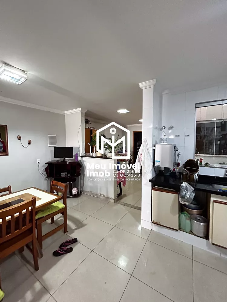 Casa, 4 quartos, 200 m² - Foto 1