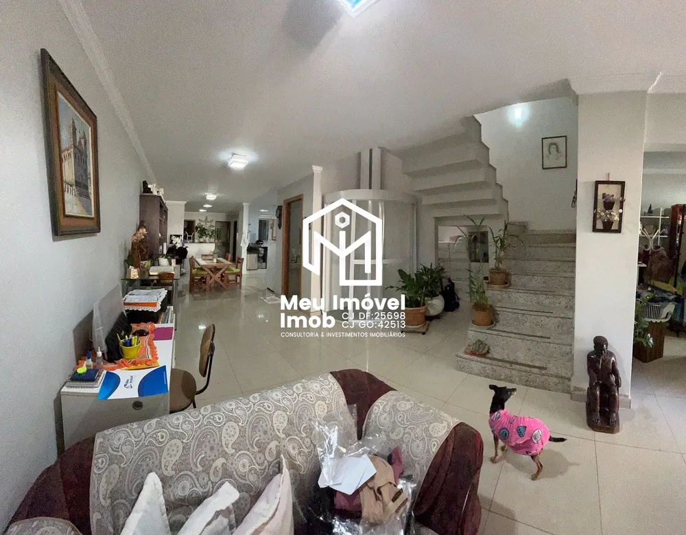 Casa, 4 quartos, 200 m² - Foto 1