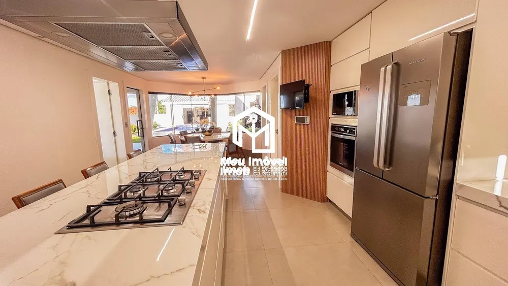 Casa, 4 quartos, 610 m² - Foto 1