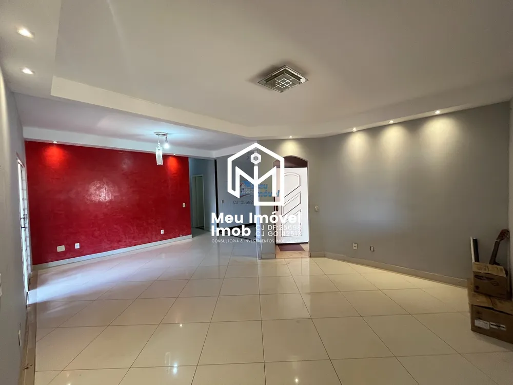 Casa, 3 quartos, 230 m² - Foto 1