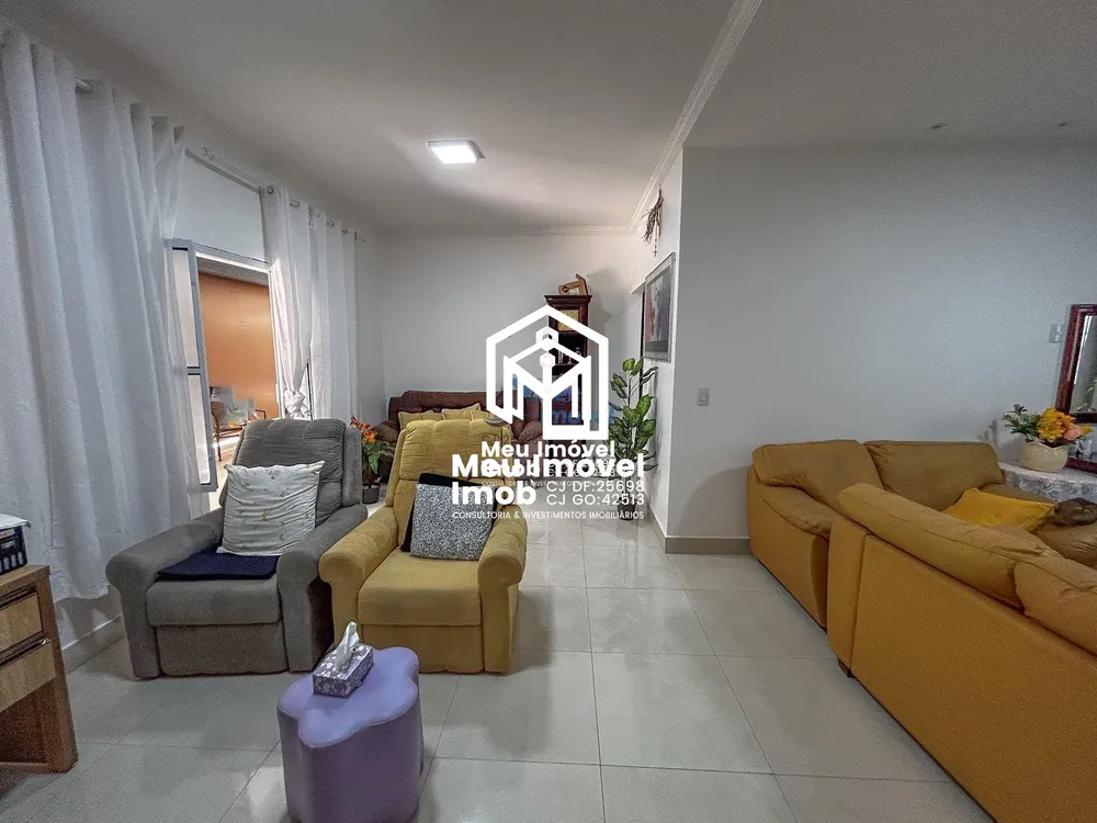 Casa, 3 quartos, 205 m² - Foto 3