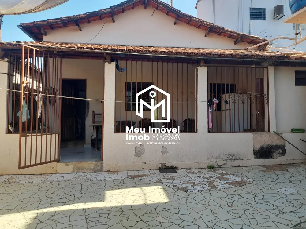 Casa, 4 quartos, 441 m² - Foto 1