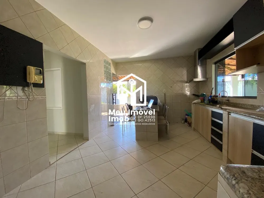 Casa, 3 quartos, 259 m² - Foto 13