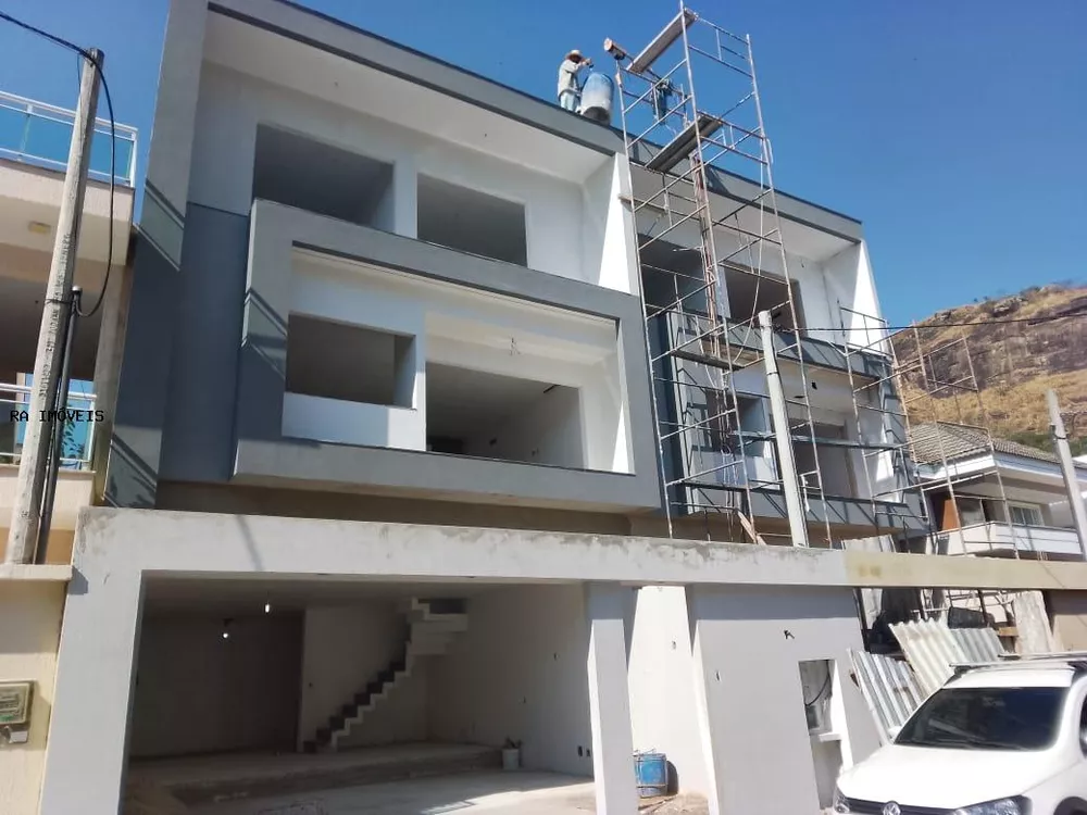 Casa de Condomínio à venda com 3 quartos, 200m² - Foto 1