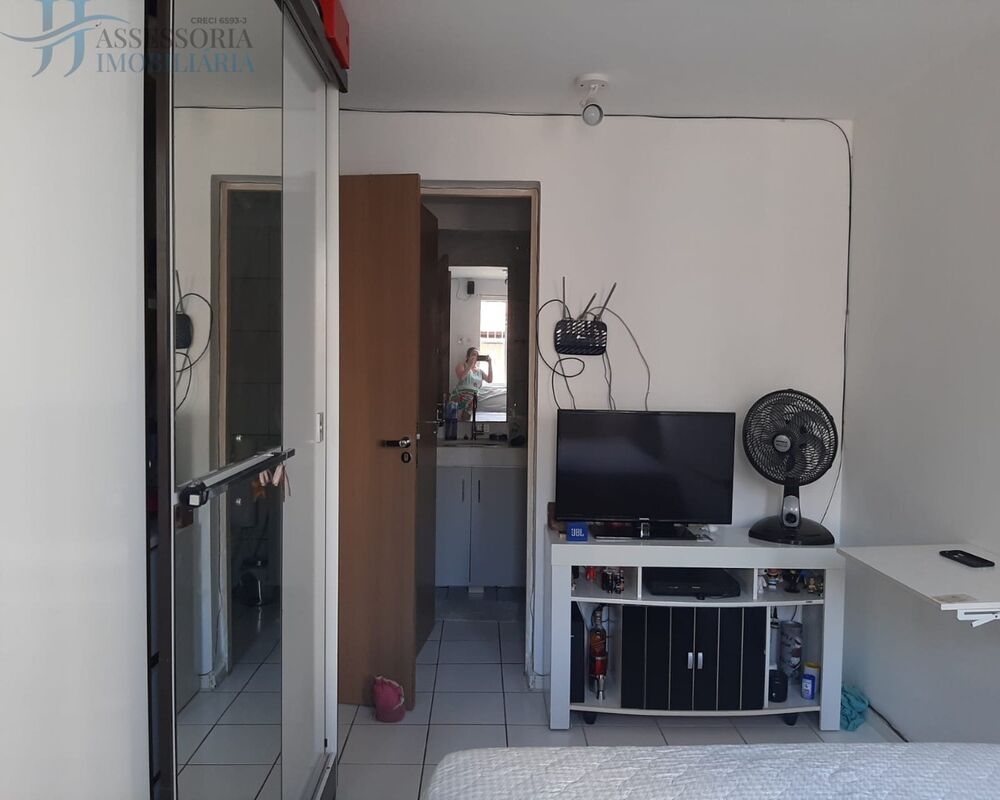 Apartamento à venda com 2 quartos, 56m² - Foto 2