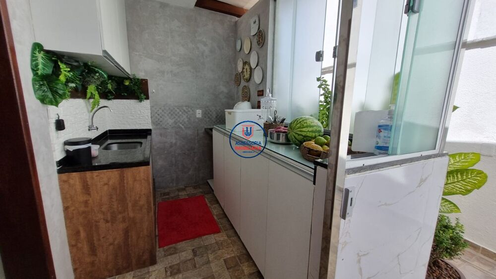 Casa à venda com 4 quartos, 187m² - Foto 3