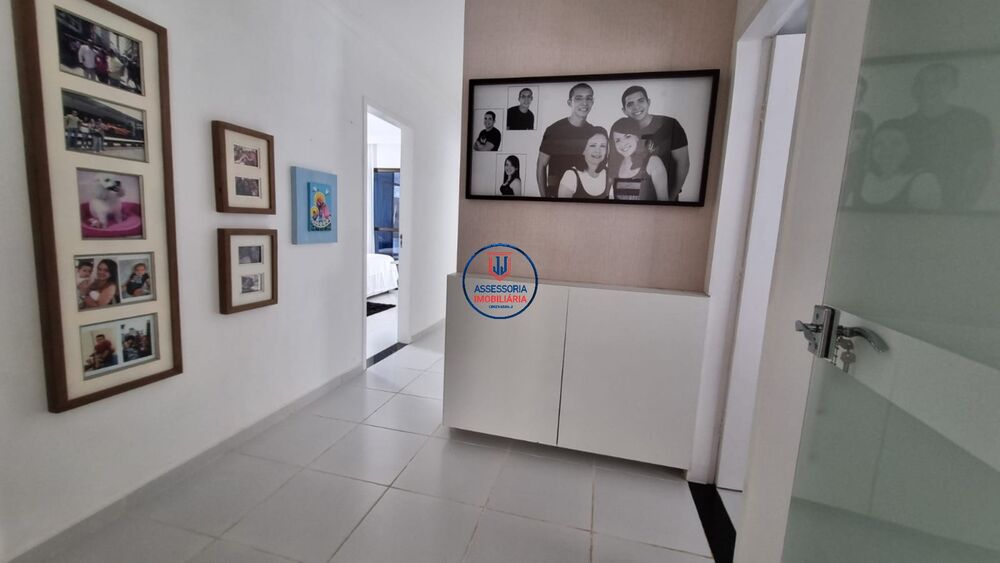 Casa à venda com 4 quartos, 187m² - Foto 4