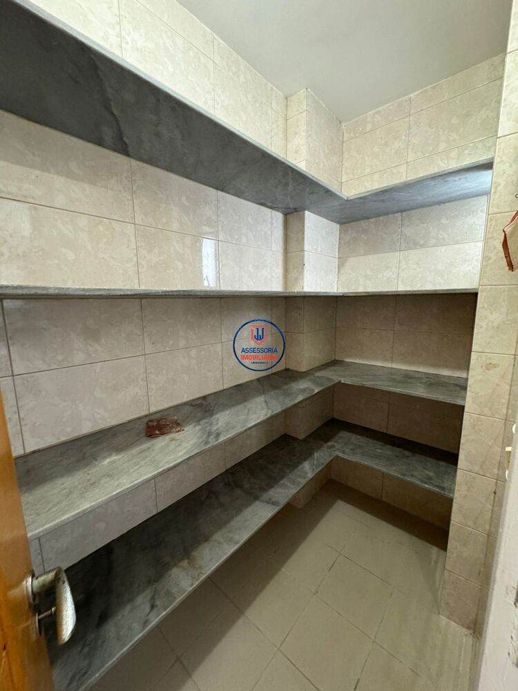 Apartamento à venda com 5 quartos, 217m² - Foto 10