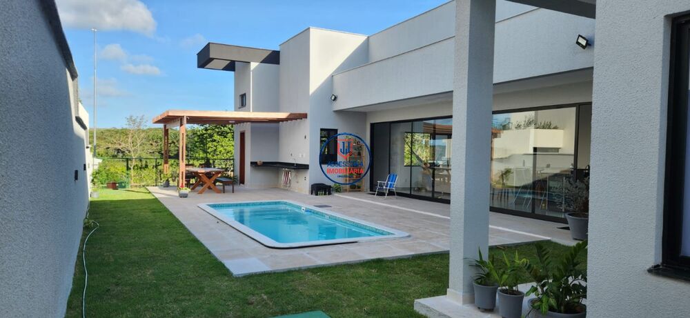 Casa à venda com 4 quartos, 250m² - Foto 5