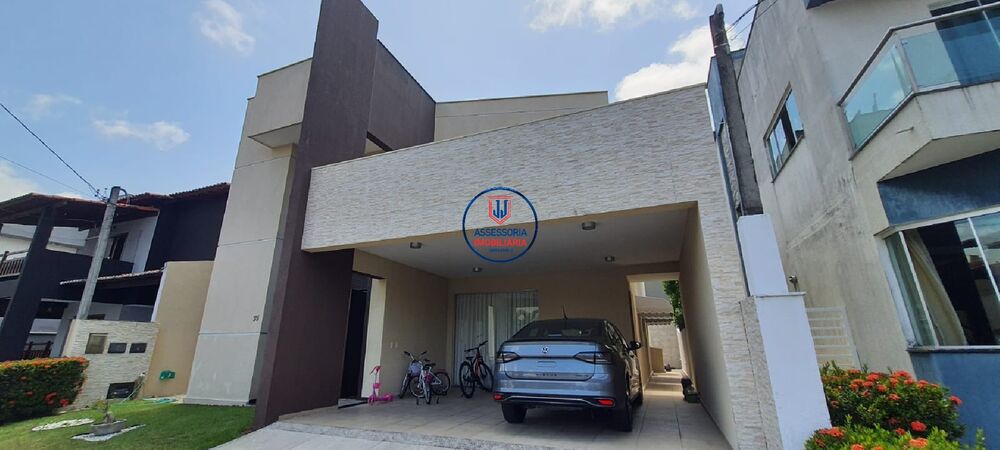 Casa à venda com 3 quartos, 250m² - Foto 1