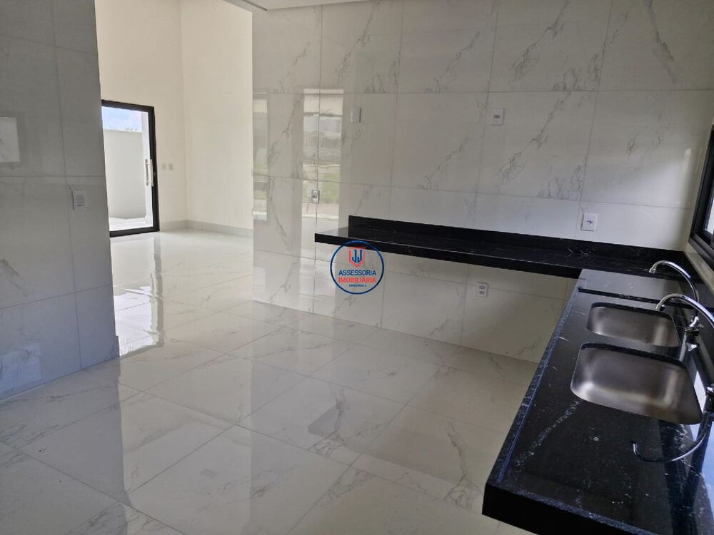 Casa à venda com 3 quartos, 240m² - Foto 11