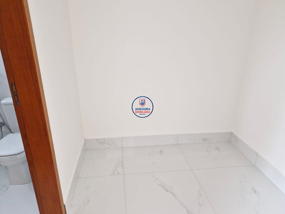Casa à venda com 3 quartos, 240m² - Foto 12