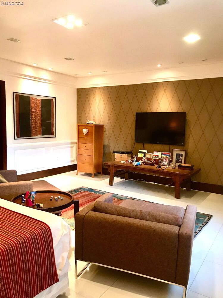 Casa à venda com 6 quartos, 760m² - Foto 6