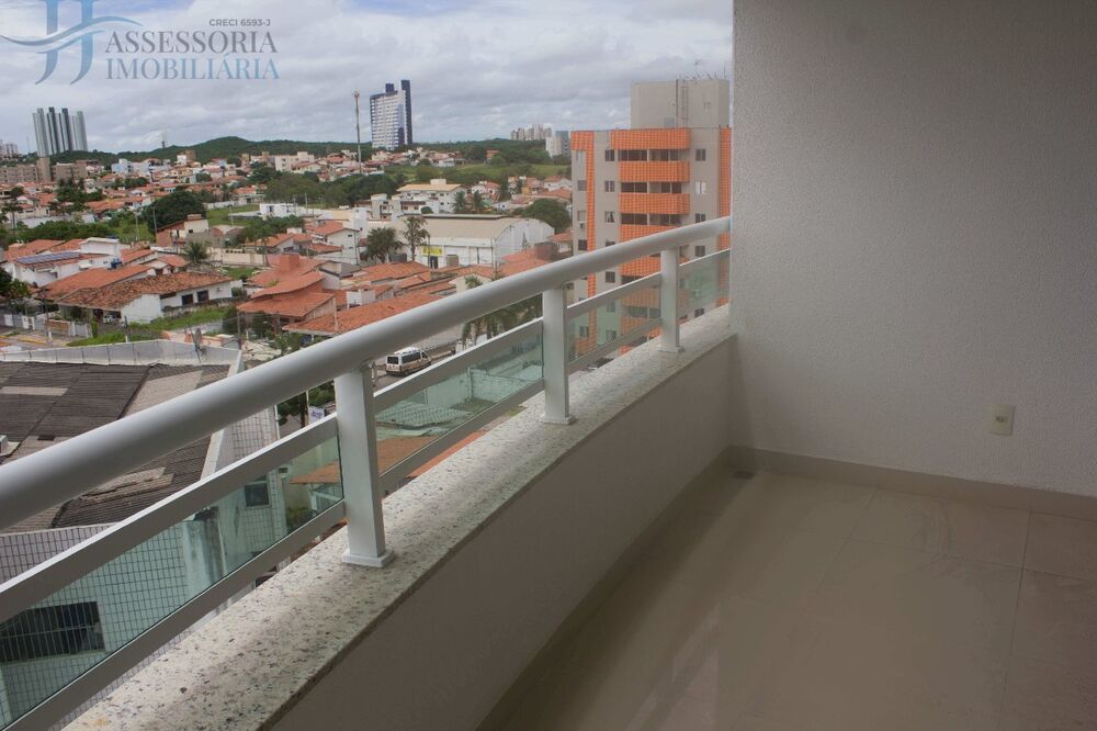 Apartamento à venda com 3 quartos, 141m² - Foto 1